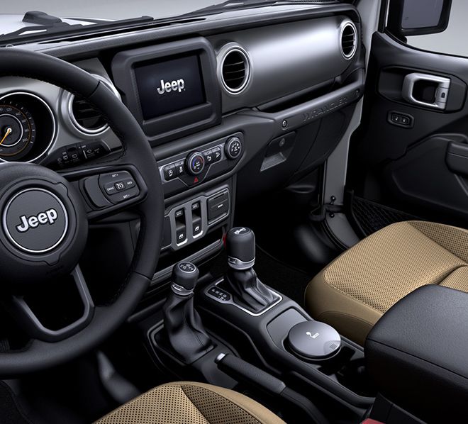 1209x598_Interior seating_Sport2HeritageTanCloth