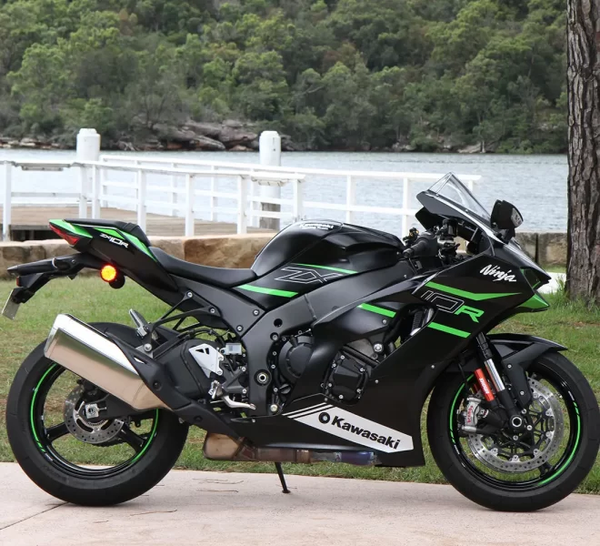 _Kawasaki-ZX-10R-02